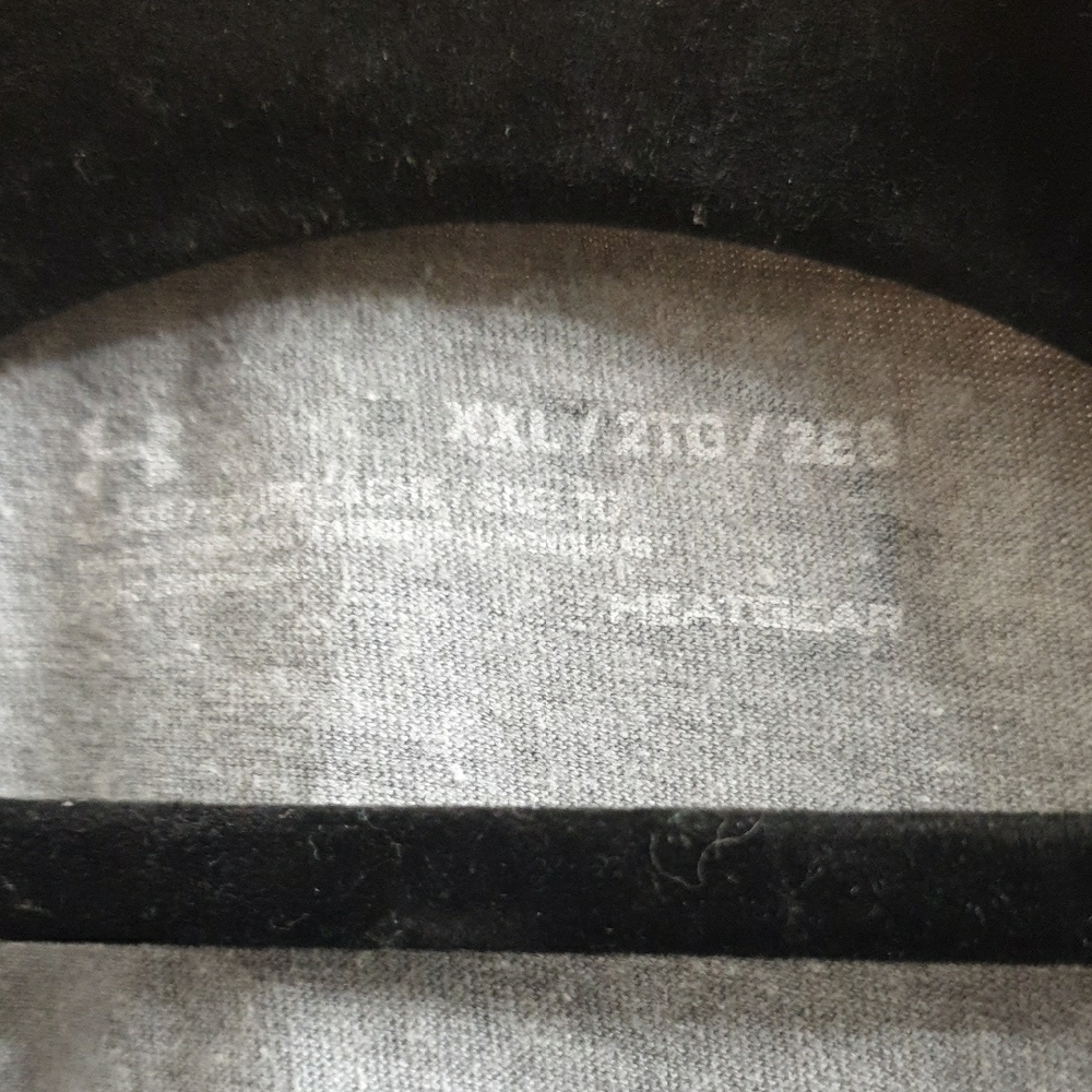Under Armour Men's Light Gray Graphic Logo Short Sleeve Tee - Picture 2 of 3